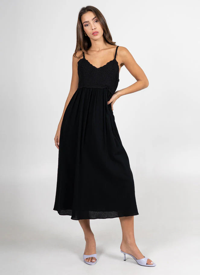 Robe Crochet Front Maxi Noir C'est Moi