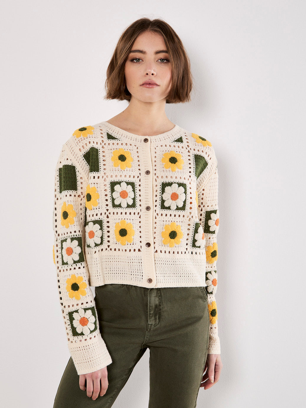 Cardigan Daisy Scare Beige Apricot