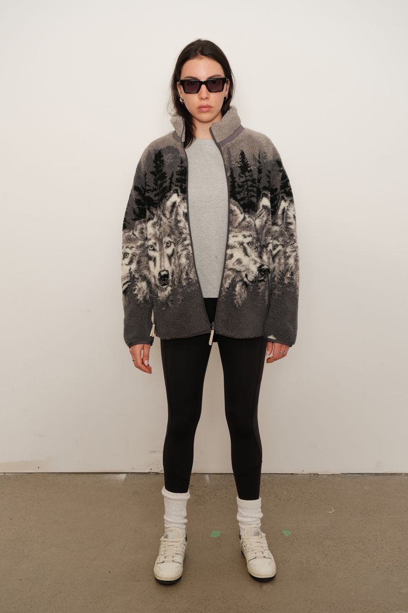 Manteau Printed Sherpa Fleece Wolf Pack Kuwalla Tee