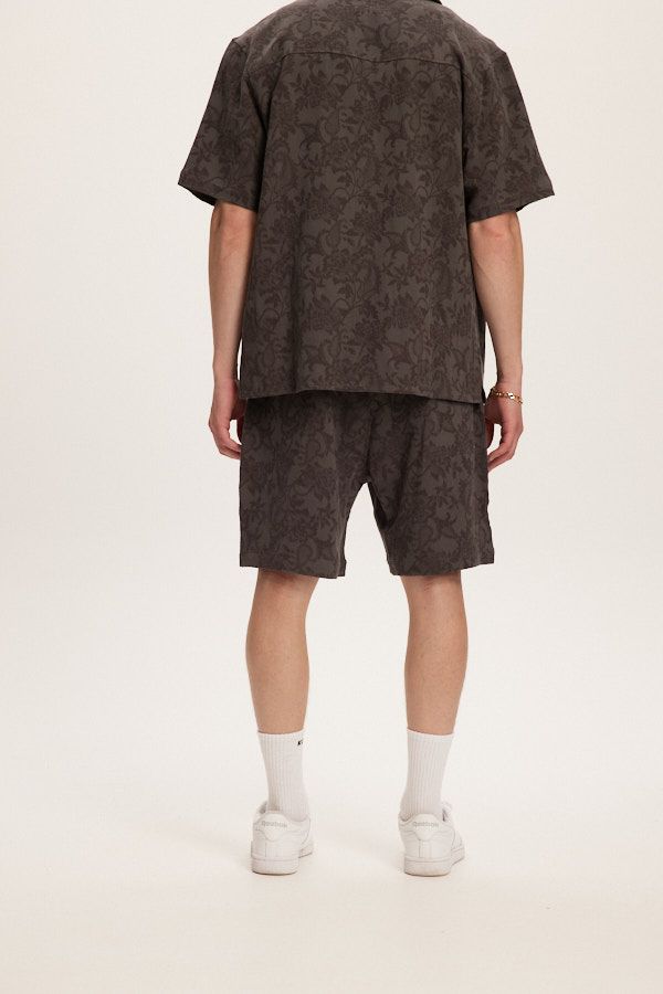 Short Jacquared Linen Charcoal Kuwalla Tee