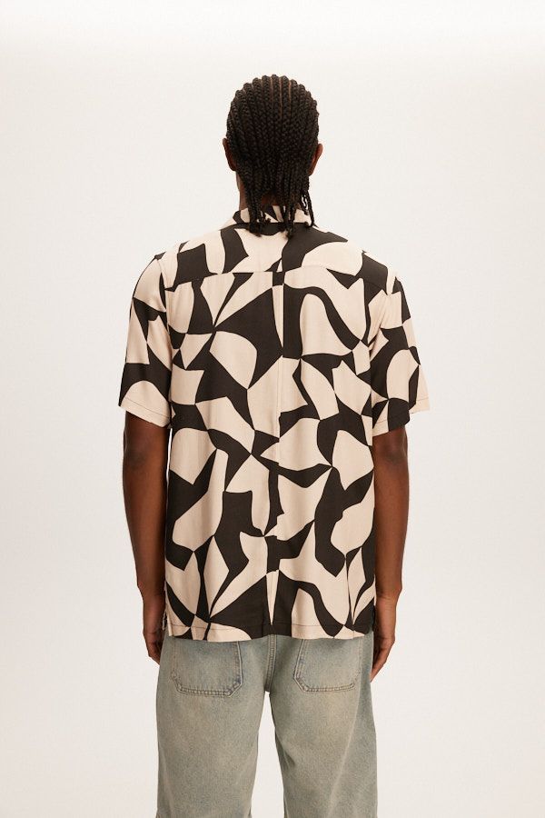 Chemise Beach Abstract Kuwalla Tee