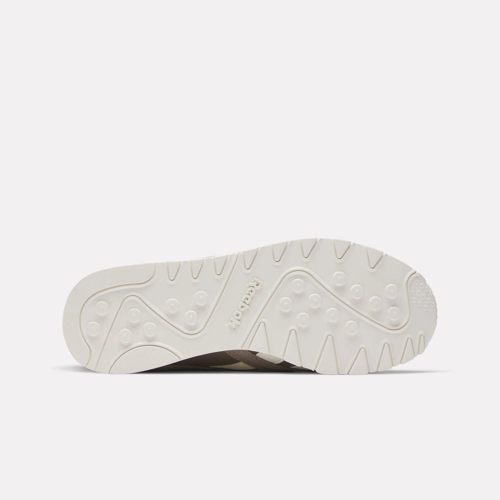 Women's Shoe CL Nylon Gritty Grey Reebok