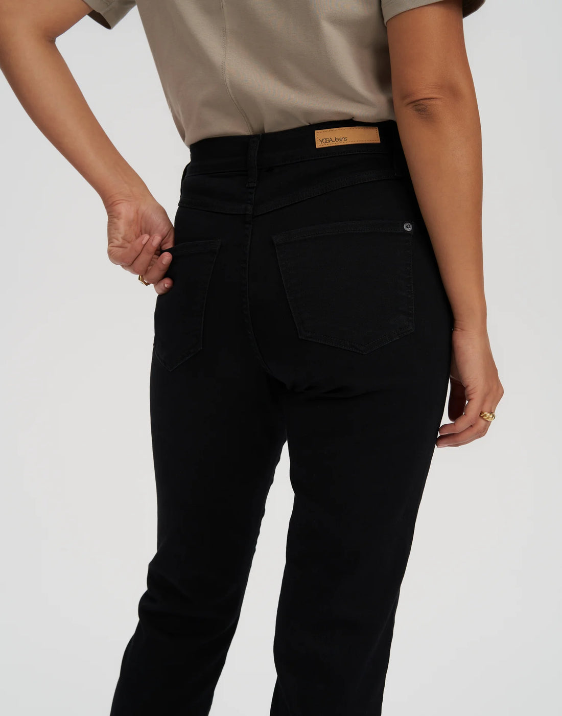 Jeans Emily 2422 Noir Yoga Jeans