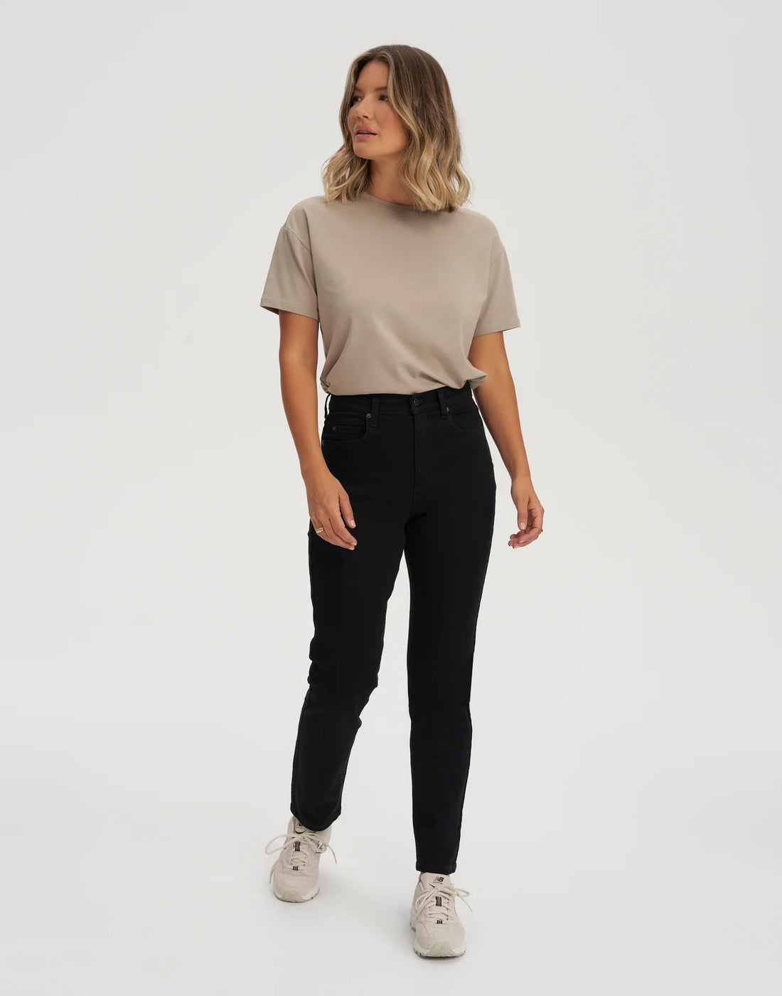 Jeans Emily 2422 Noir Yoga Jeans