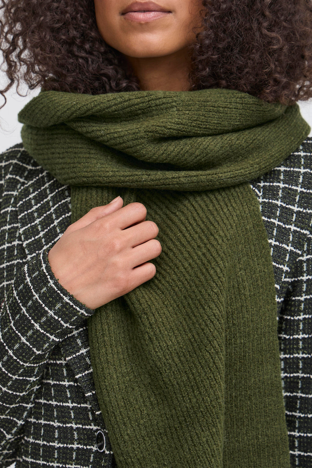Ichi Riffle Green Ivory Scarf