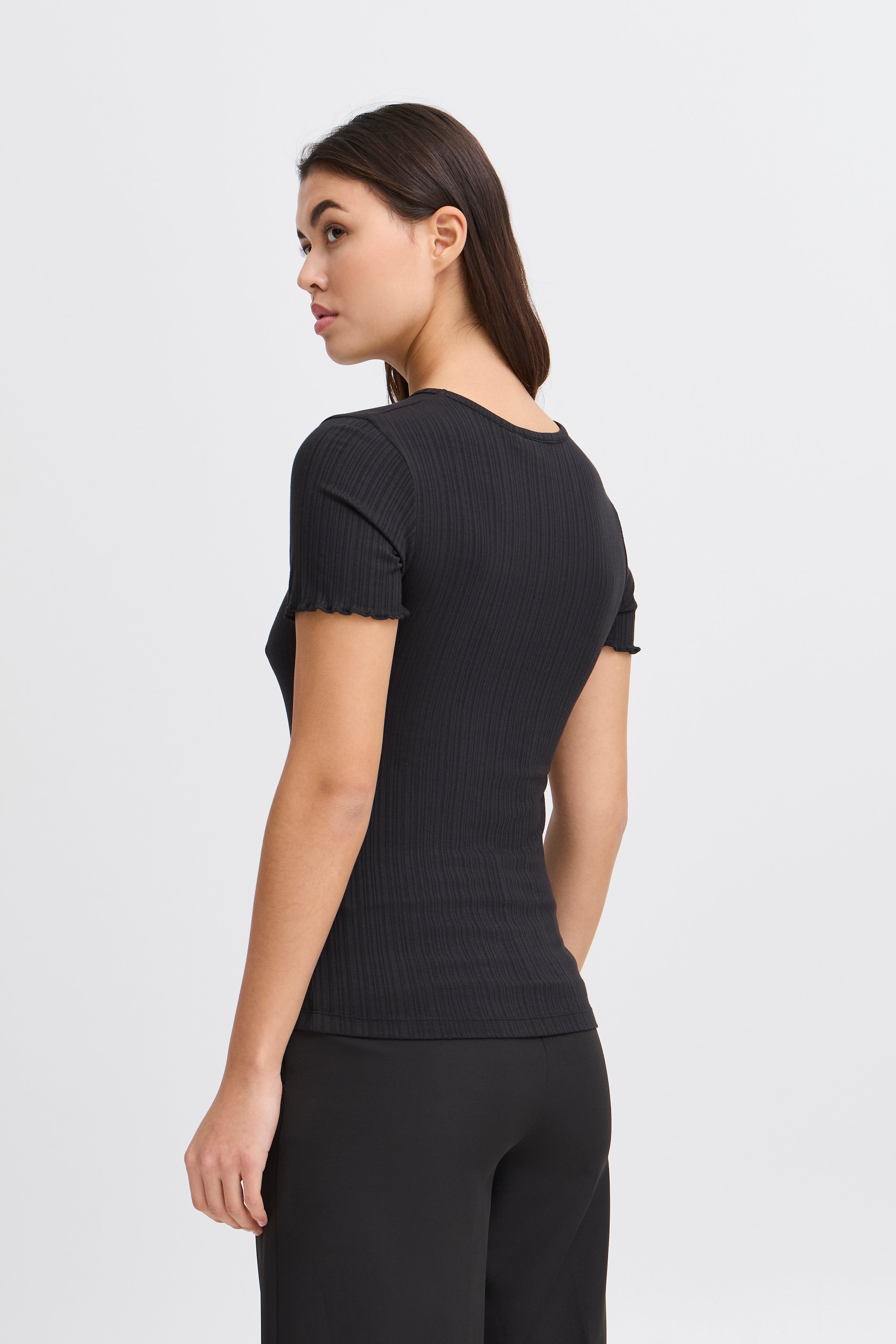 Haut Cella Noir Ichi