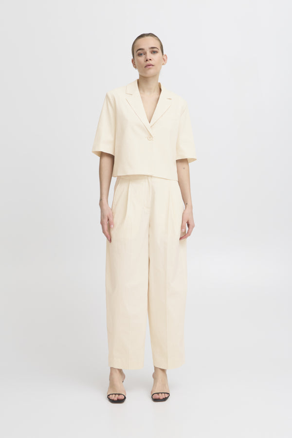 Ichi Ecru Wallis Cropped Blazer
