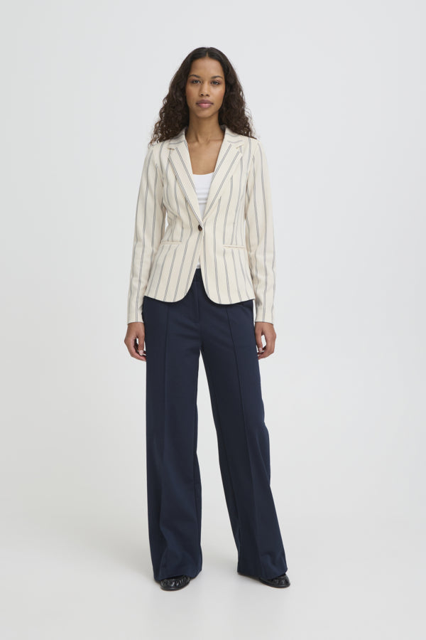 Kate Printed Blazer Beige & Navy Ichi