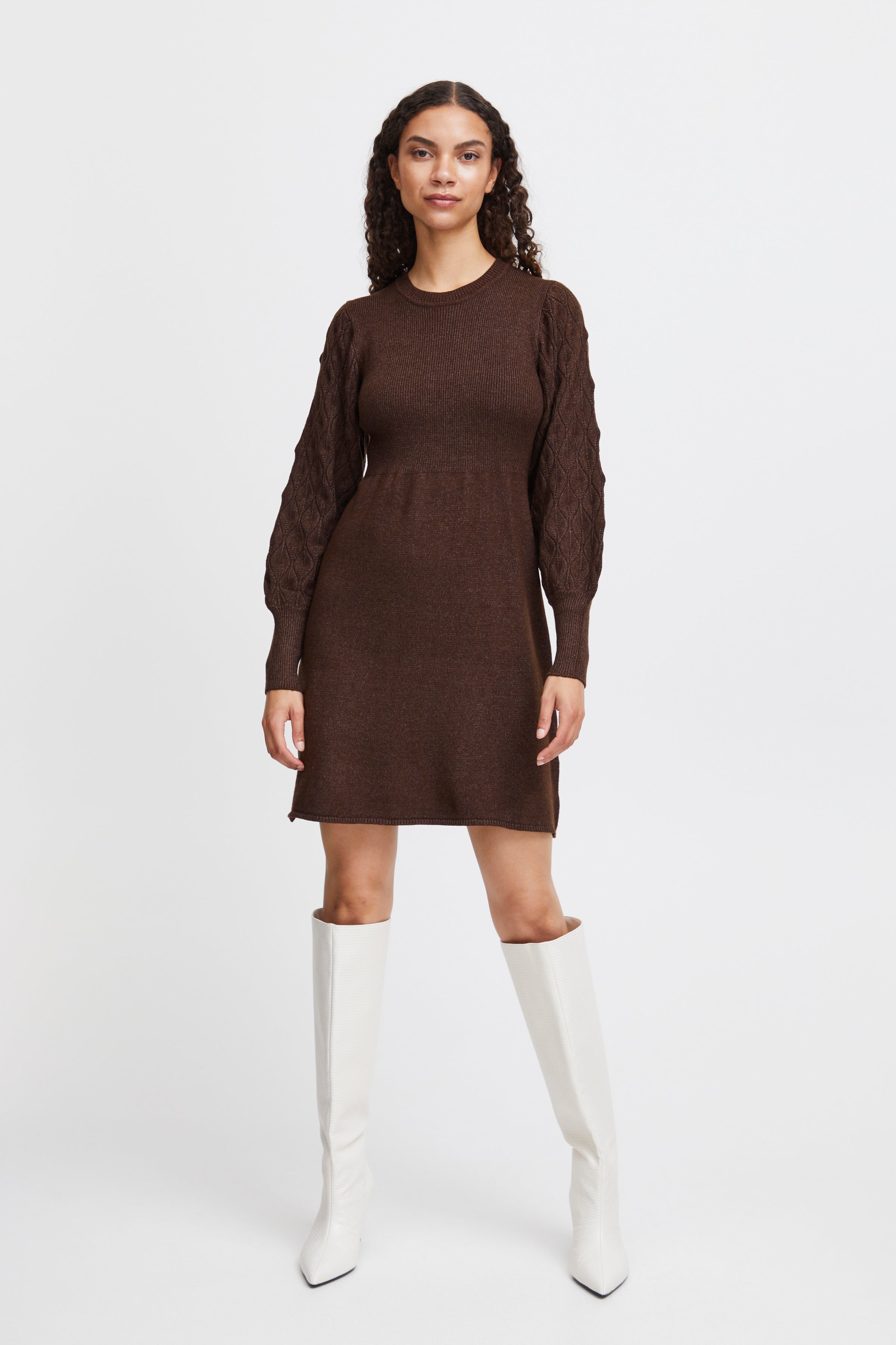 Robe Nonina Brun B.Young
