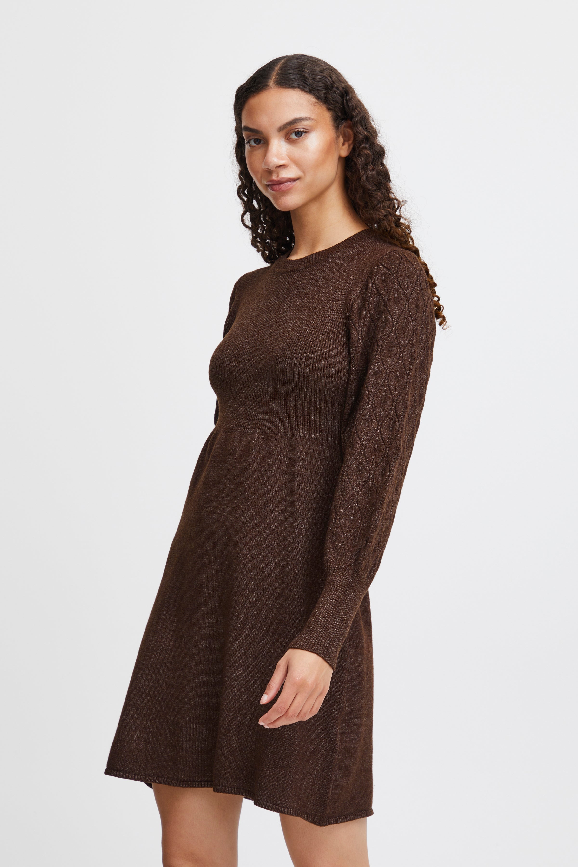 Robe Nonina Brun B.Young