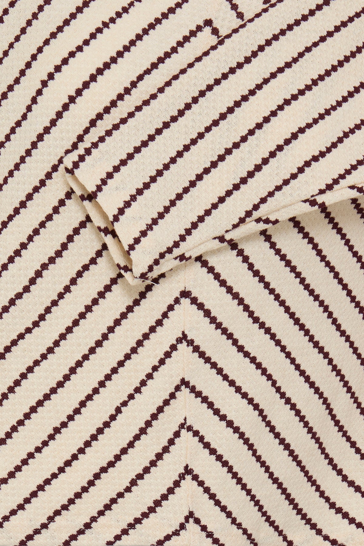Chandail Runi Beige & Bourgogne B.Young