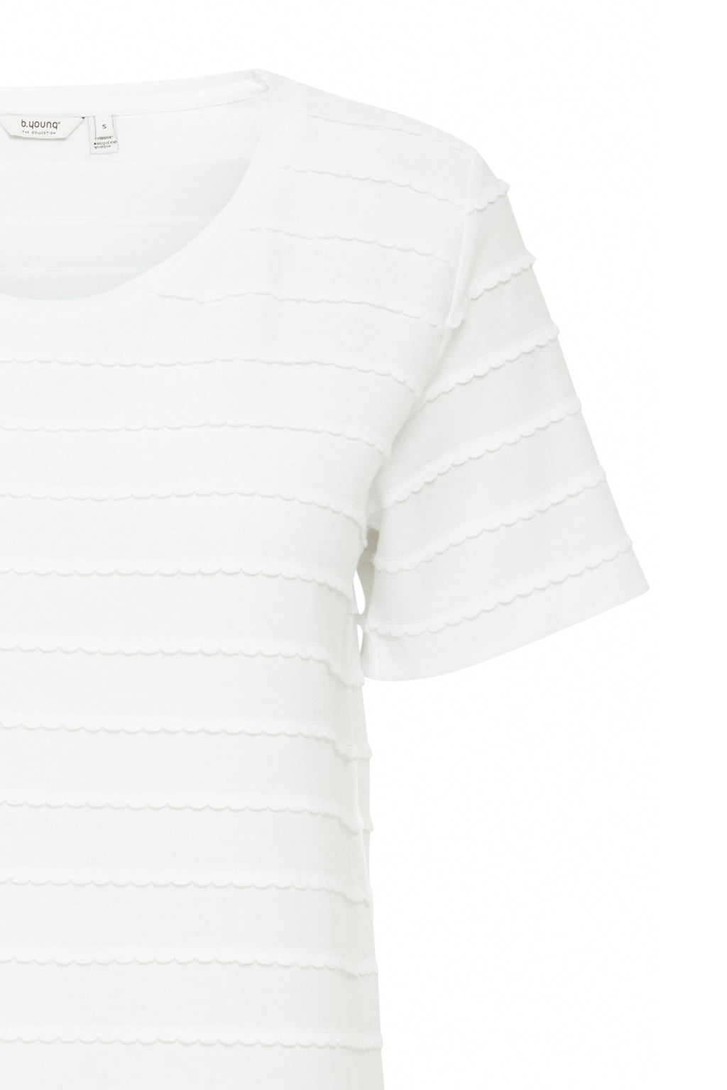 T-Shirt Raisa White B.Young
