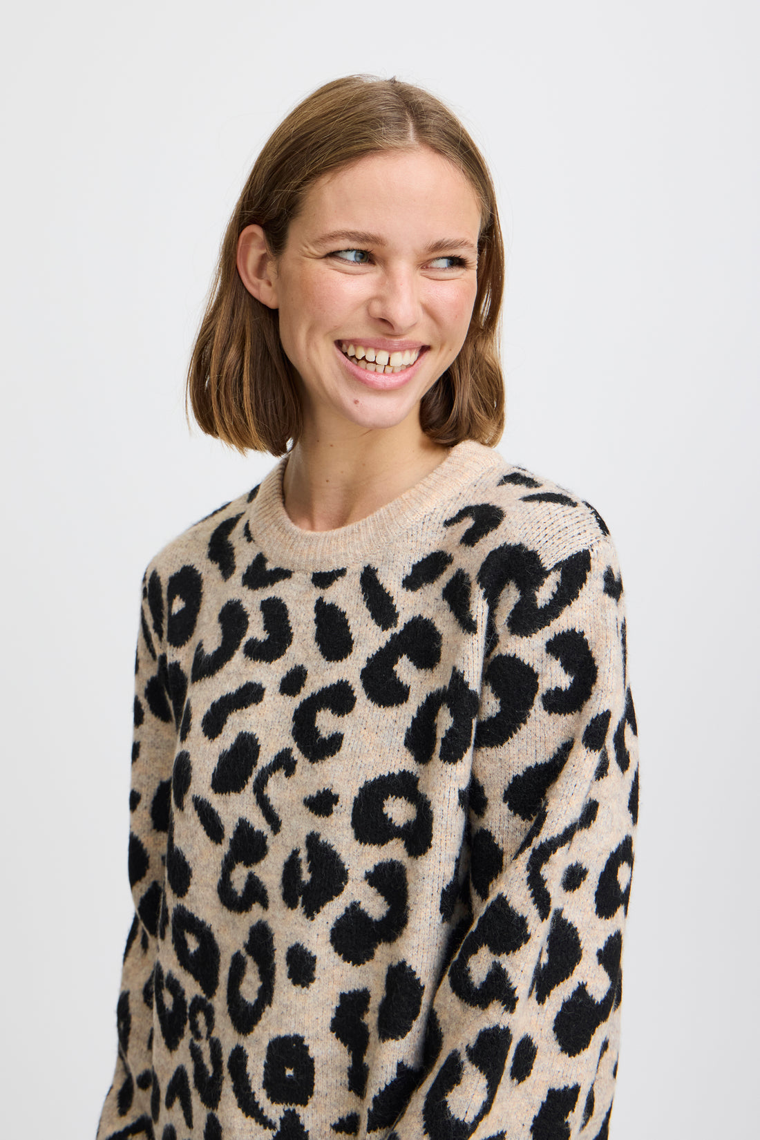 Pull Minya Leopard Beige/Noir B.Young