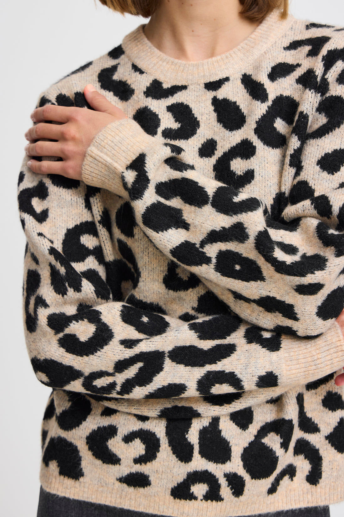 Pull Minya Leopard Beige/Noir B.Young