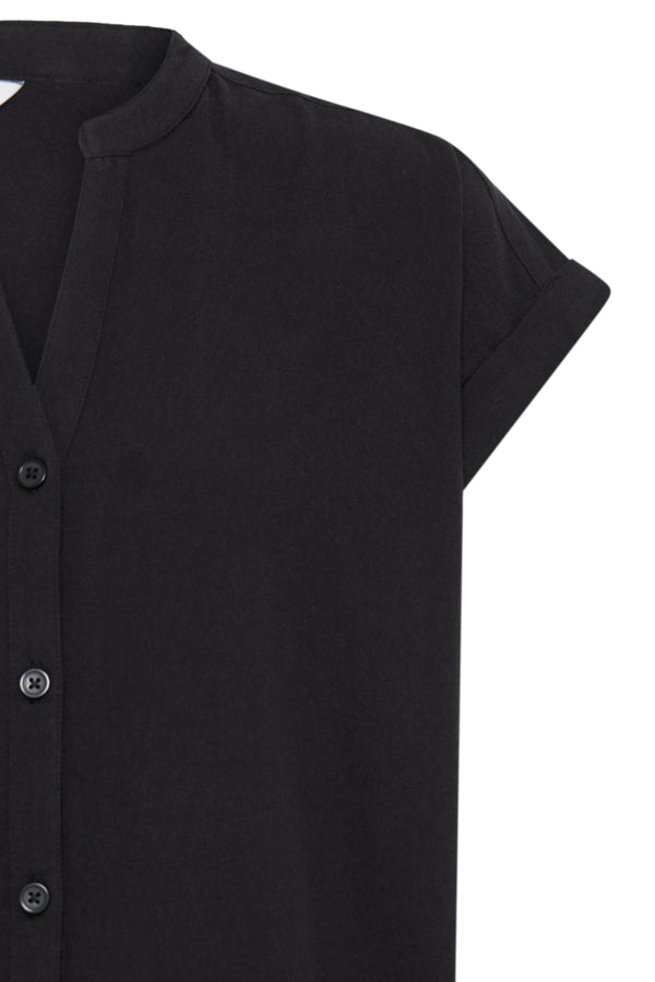 Robe Ellana Noir B.Young