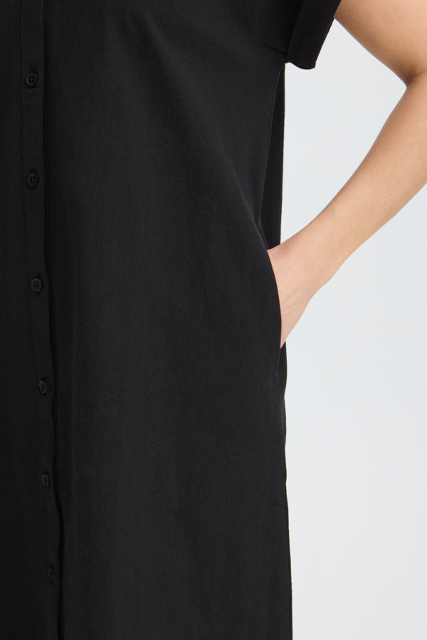Robe Ellana Noir B.Young