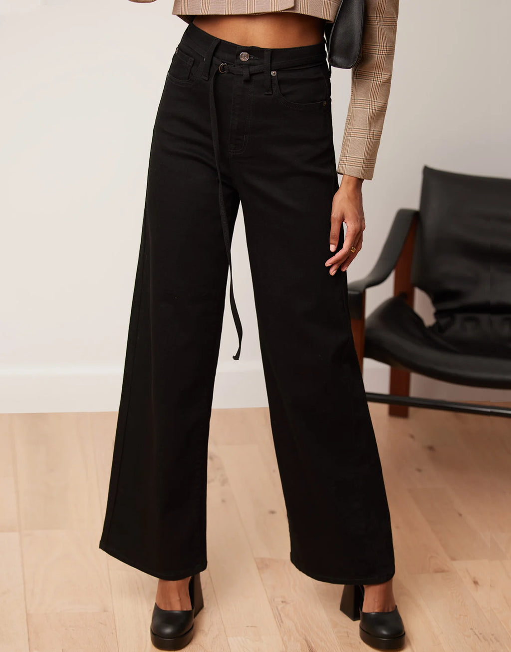 Lily Strap Jeans 2224BK Black Yoga Jeans