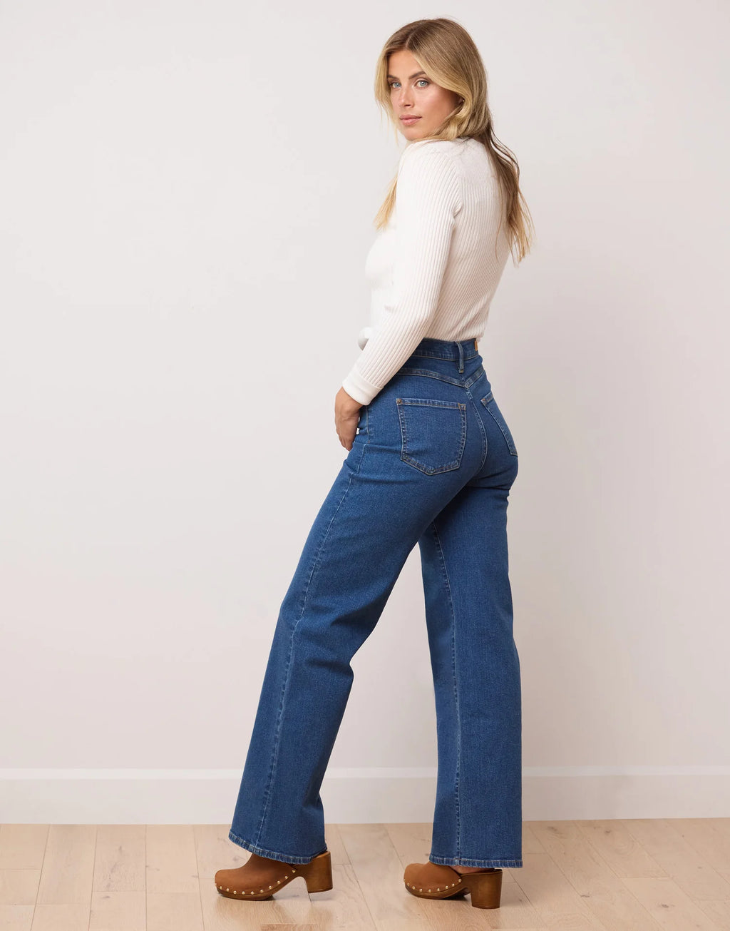 Lily 2410 Heritage Blue Yoga Jeans