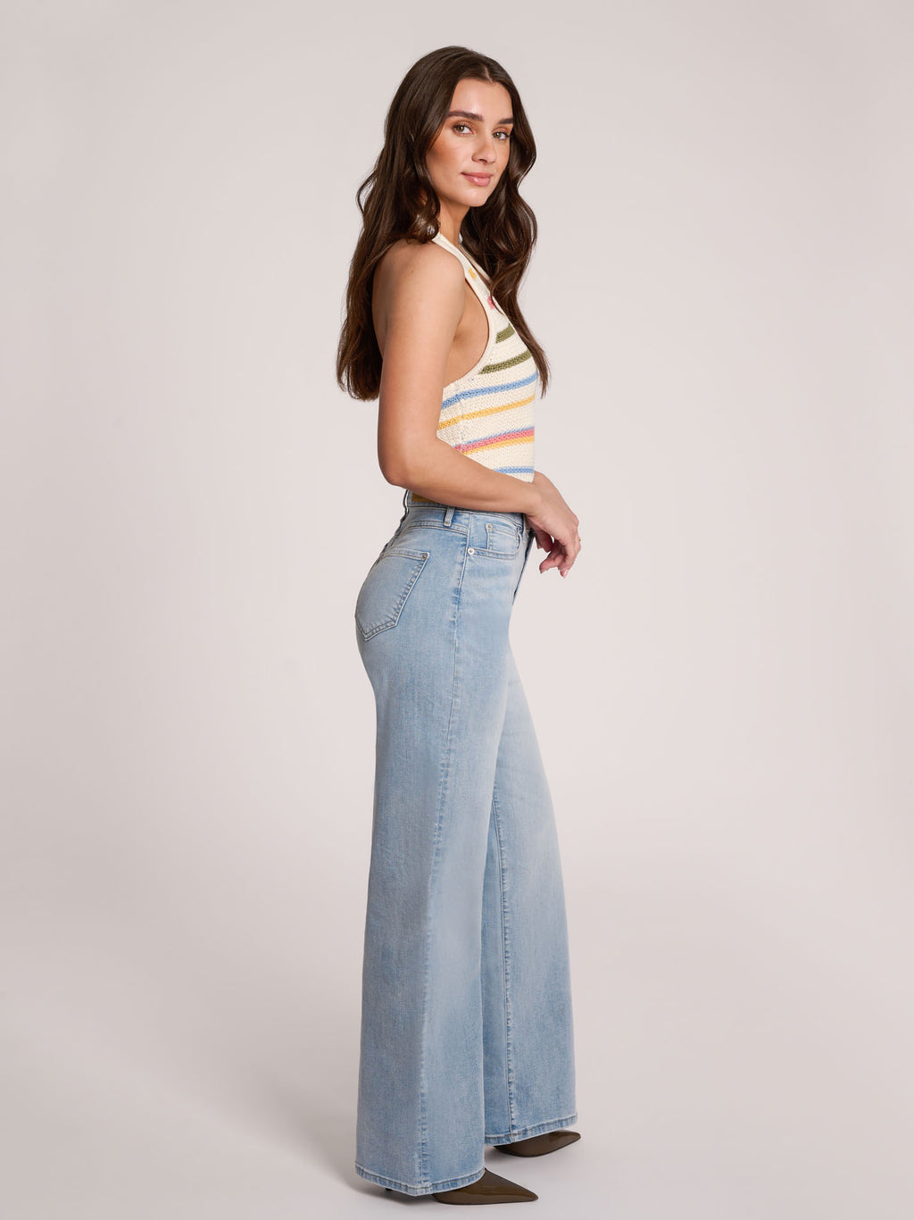 Lily Begonia 2723 H.Rise, W.Leg Begonia Yoga Jeans