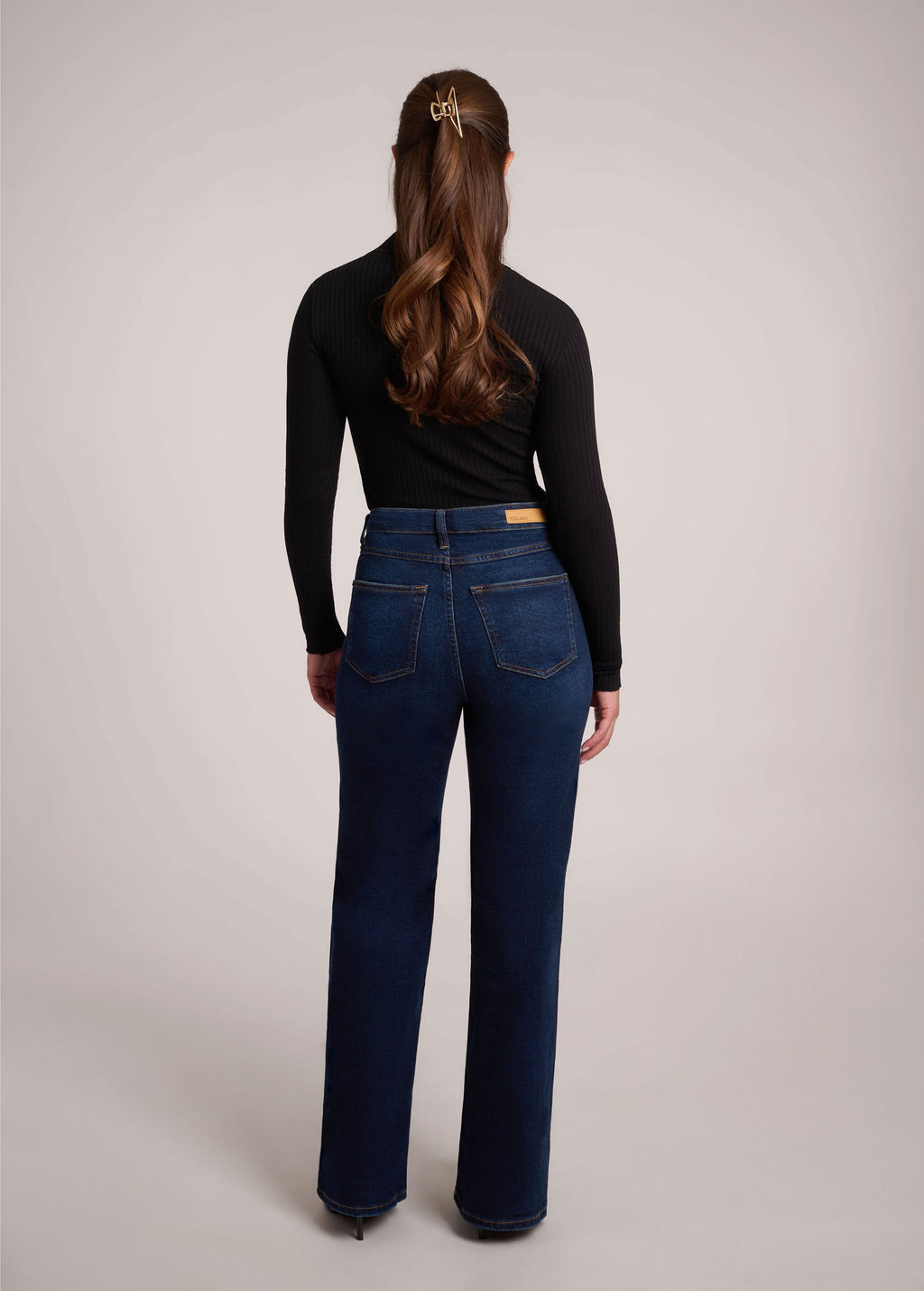 Lily Maia Rinse 2835 Yoga Jeans