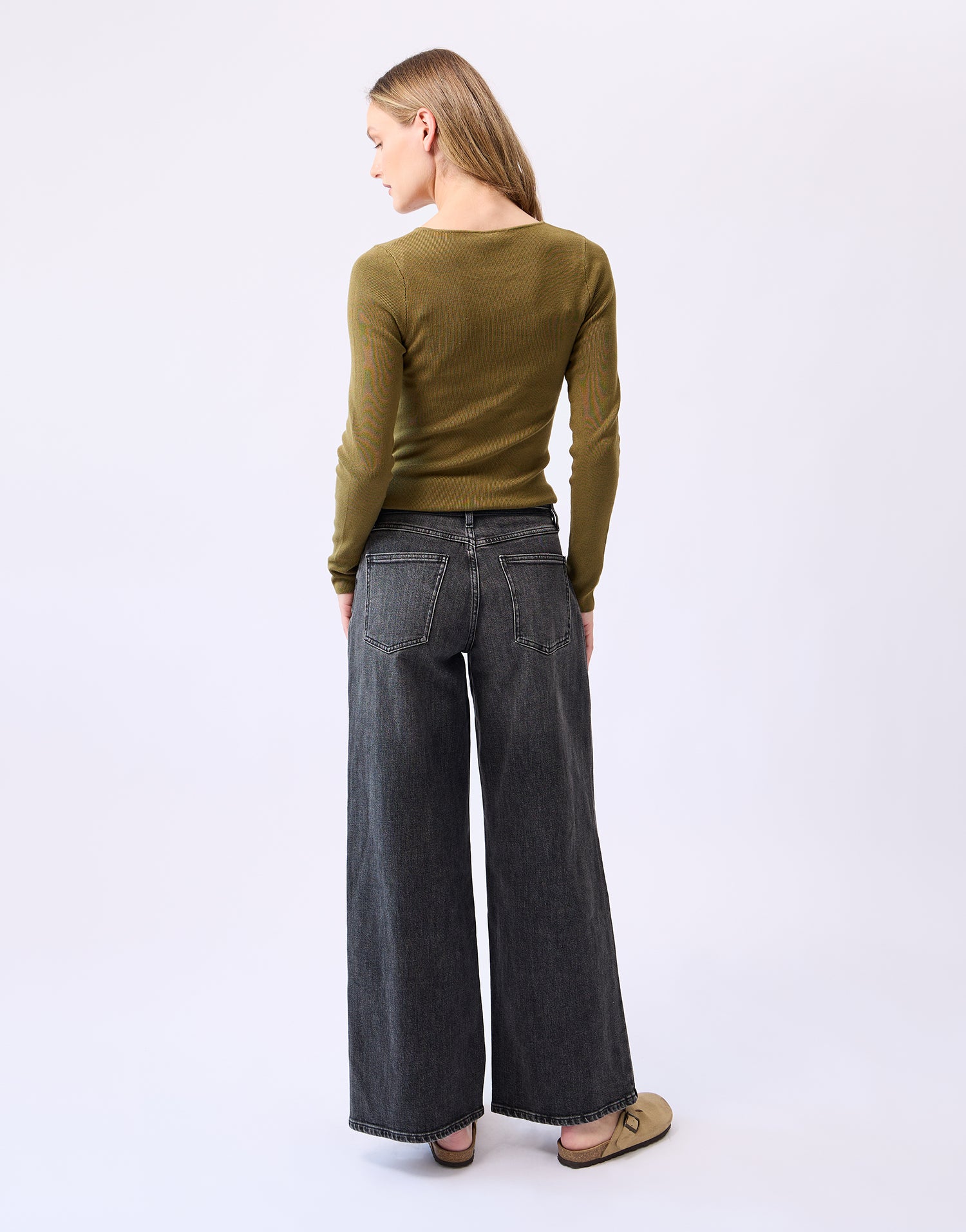 Lily 3072 Gray Stone Yoga Jeans