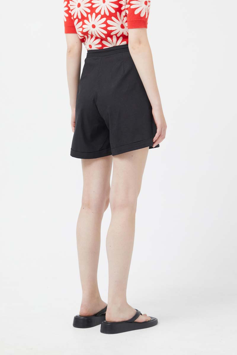 Black Petal Compania Fantastica Shorts