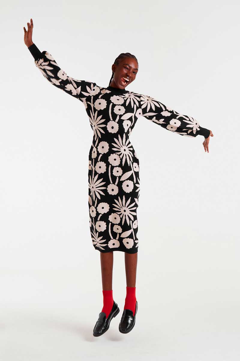 Robe Tofu Noir et Blanc Jacquard Compania Fantastica