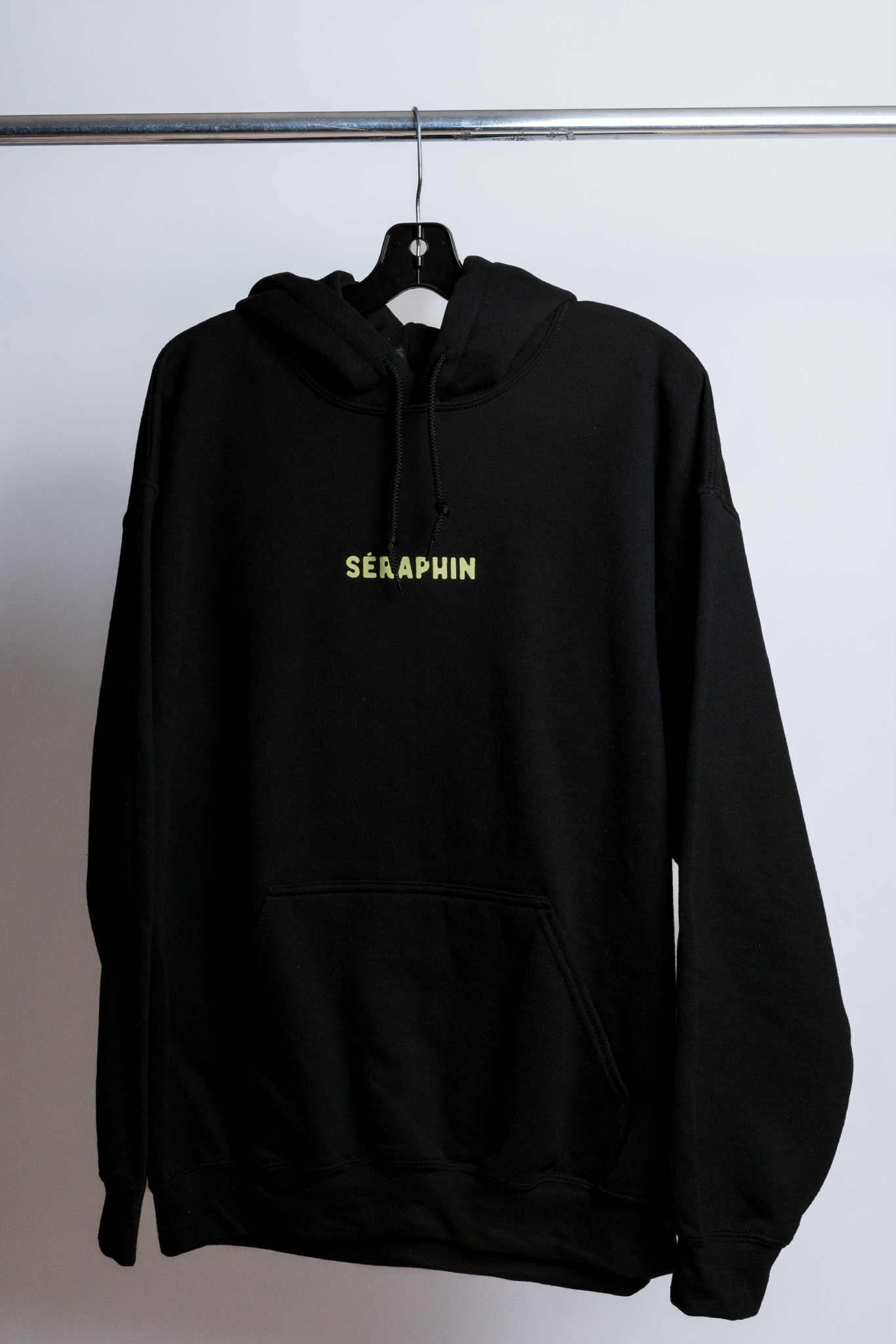 Chandail Faute d'Orthographe Hoodie Vivre Libre Noir Séraphin