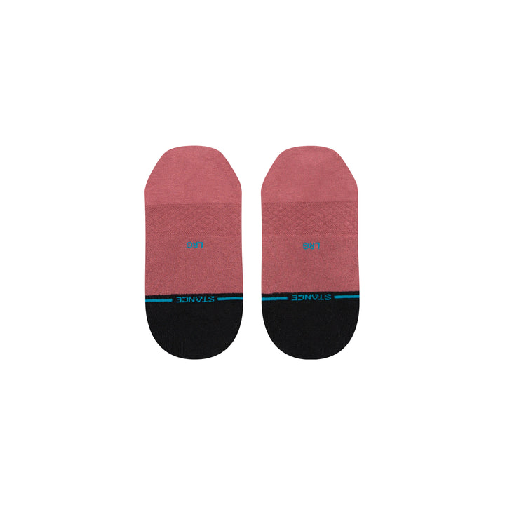 Bas Ke Nui Rebel Rose Stance