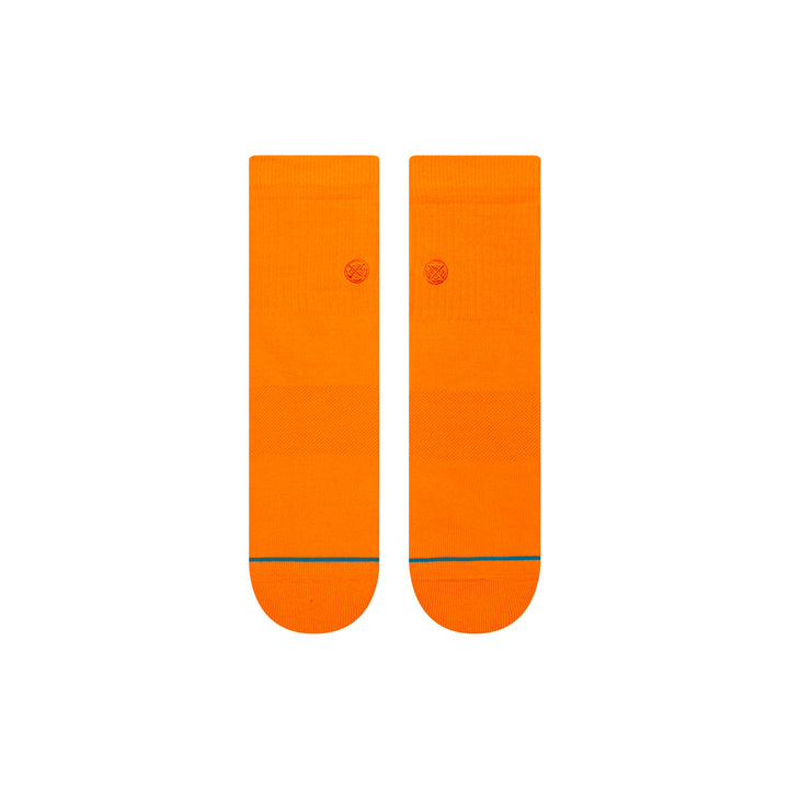 Low Icon Quarter Orange Stance