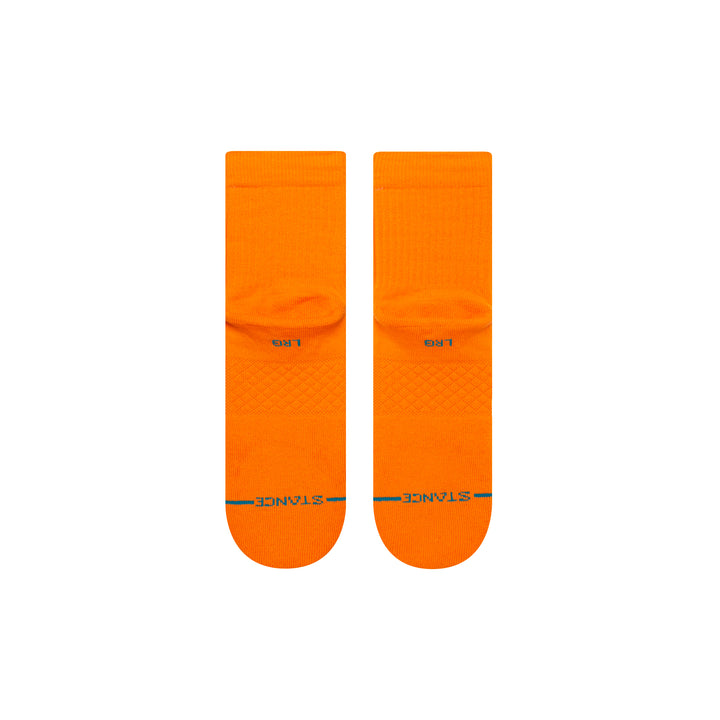 Low Icon Quarter Orange Stance