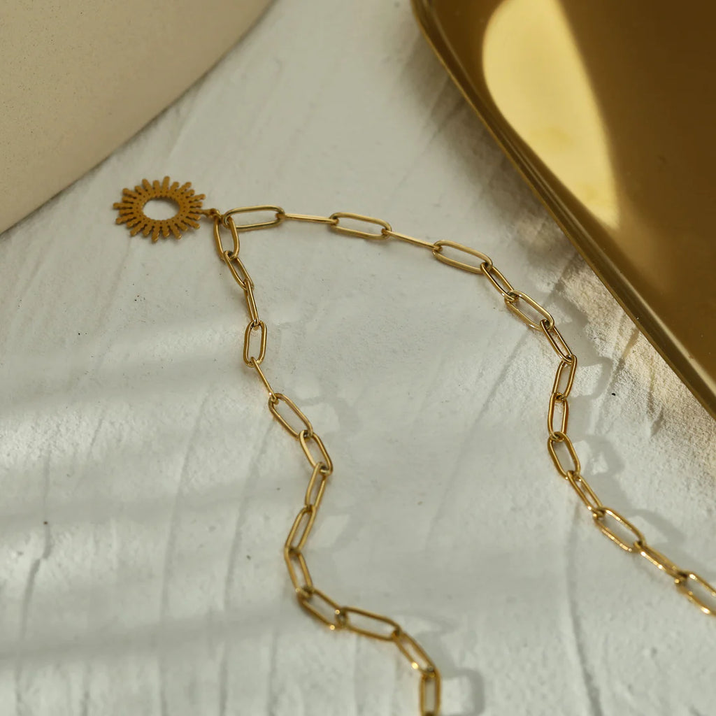 Abigail or Hackney Nine Chain