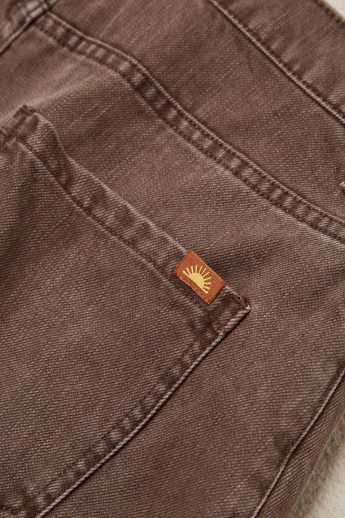 Short Staple Brown Rhythm Denim