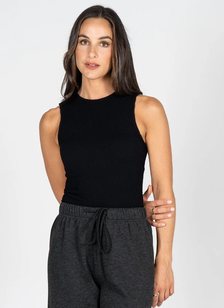 Seamless Textured Crew Neck Tank C'est Moi