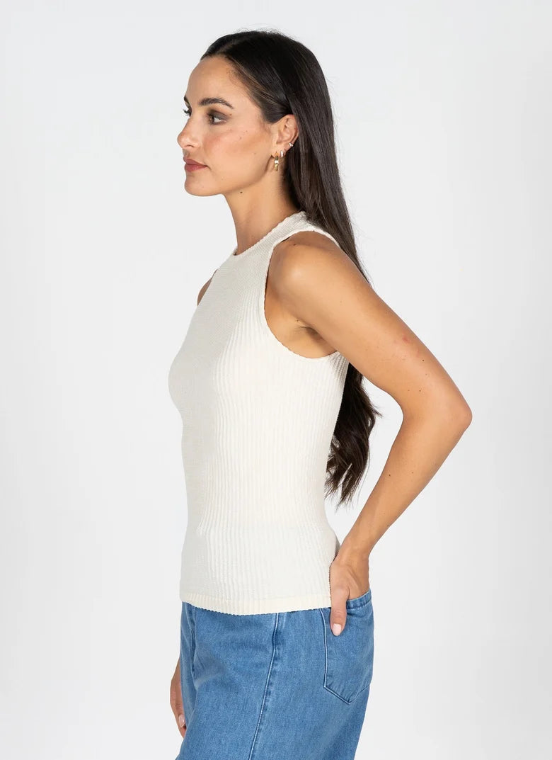 Seamless Textured Crew Neck Tank C'est Moi
