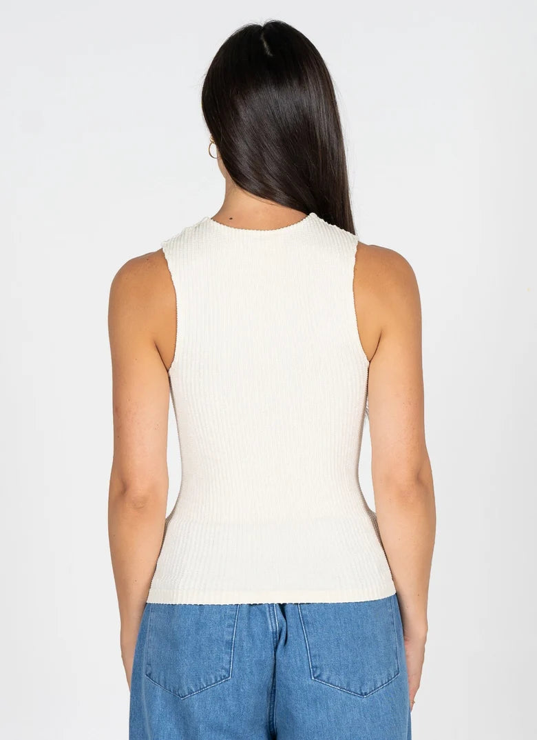 Seamless Textured Crew Neck Tank C'est Moi