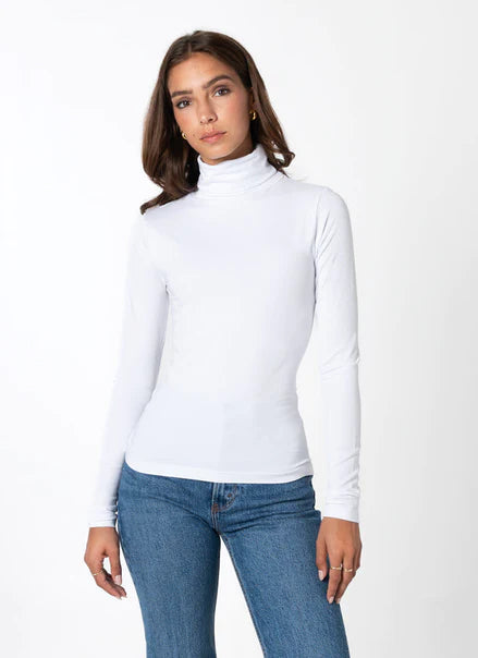 Bamboo Short Turtle Neck Top C'est Moi