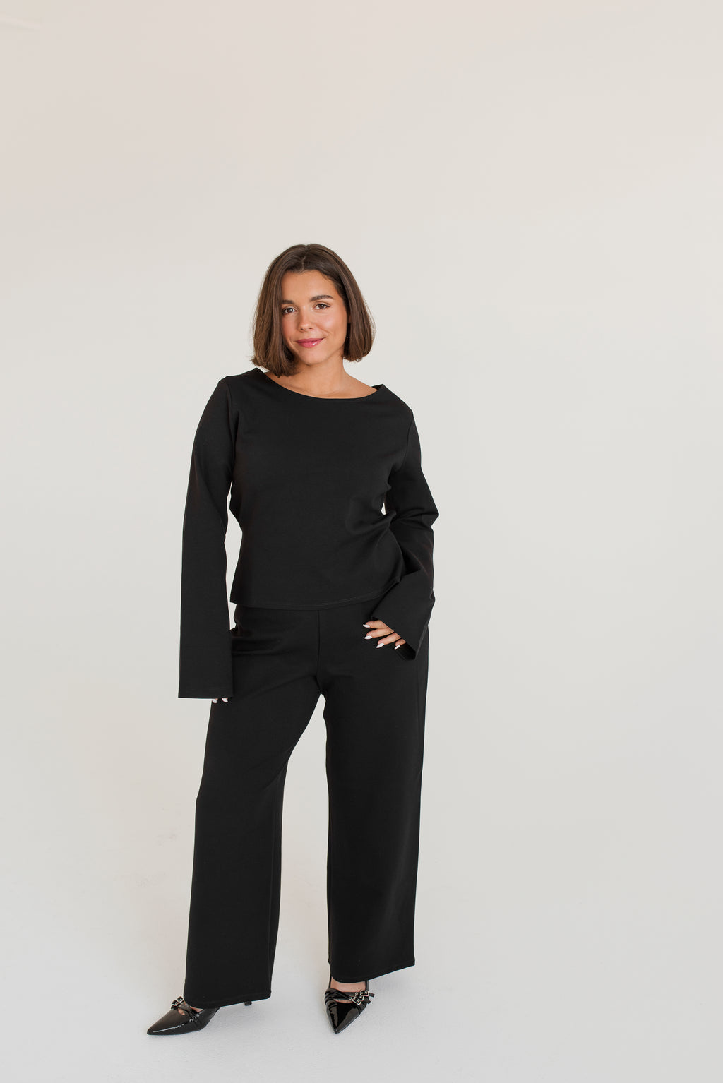 Ella Black Dailystory Top