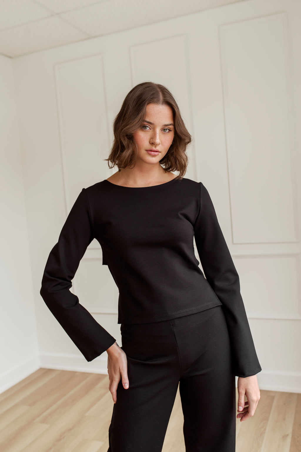 Ella Black Dailystory Top