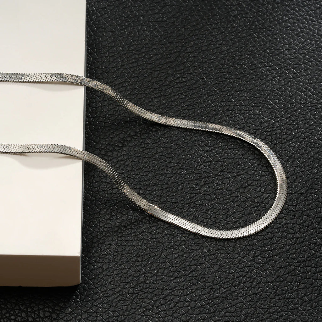 Fryda Silver Hackney Nine Chain