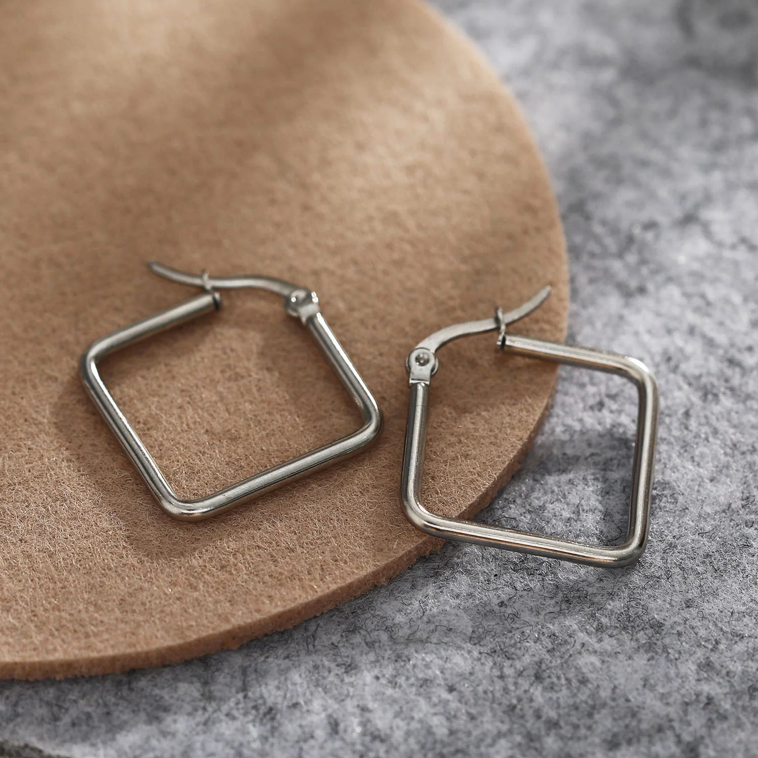 Earrings Reilynn Small Hackney Nine