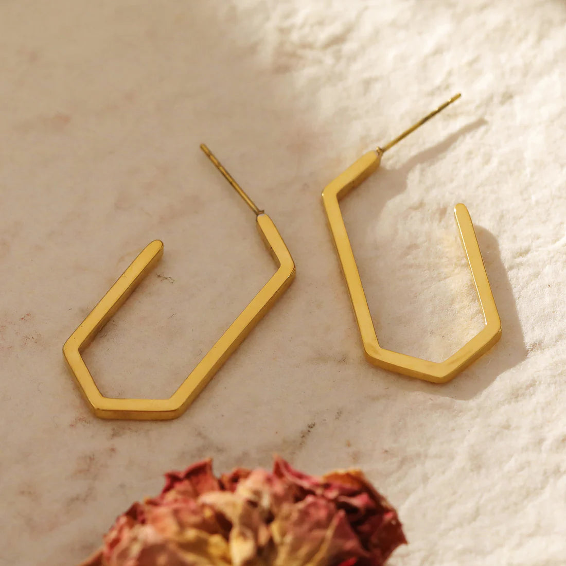 Dimitra Gold Hackney Nine Earring