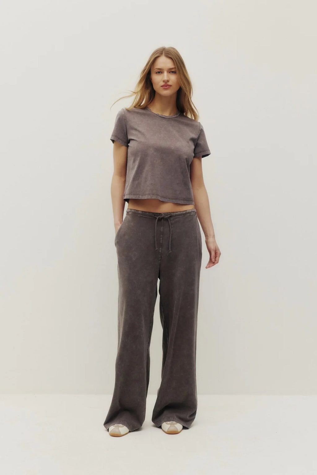 T-Shirt Evelyn Perfect Charcoal Kuwalla Tee