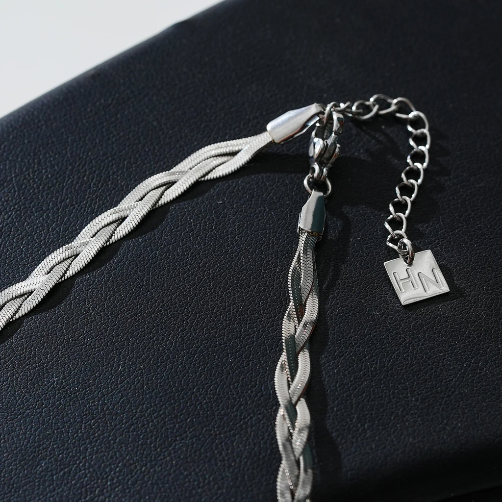 Tara Silver Chain Hackney Nine