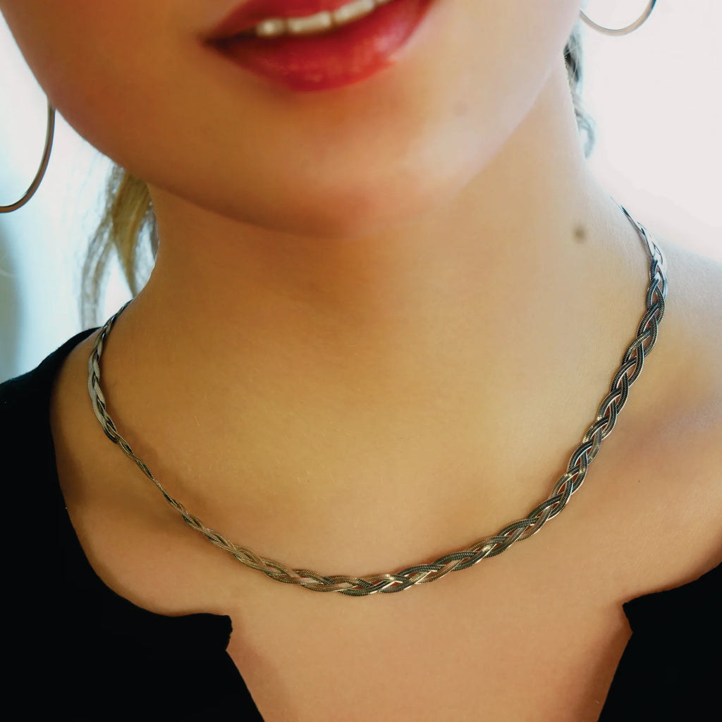 Tara Silver Chain Hackney Nine
