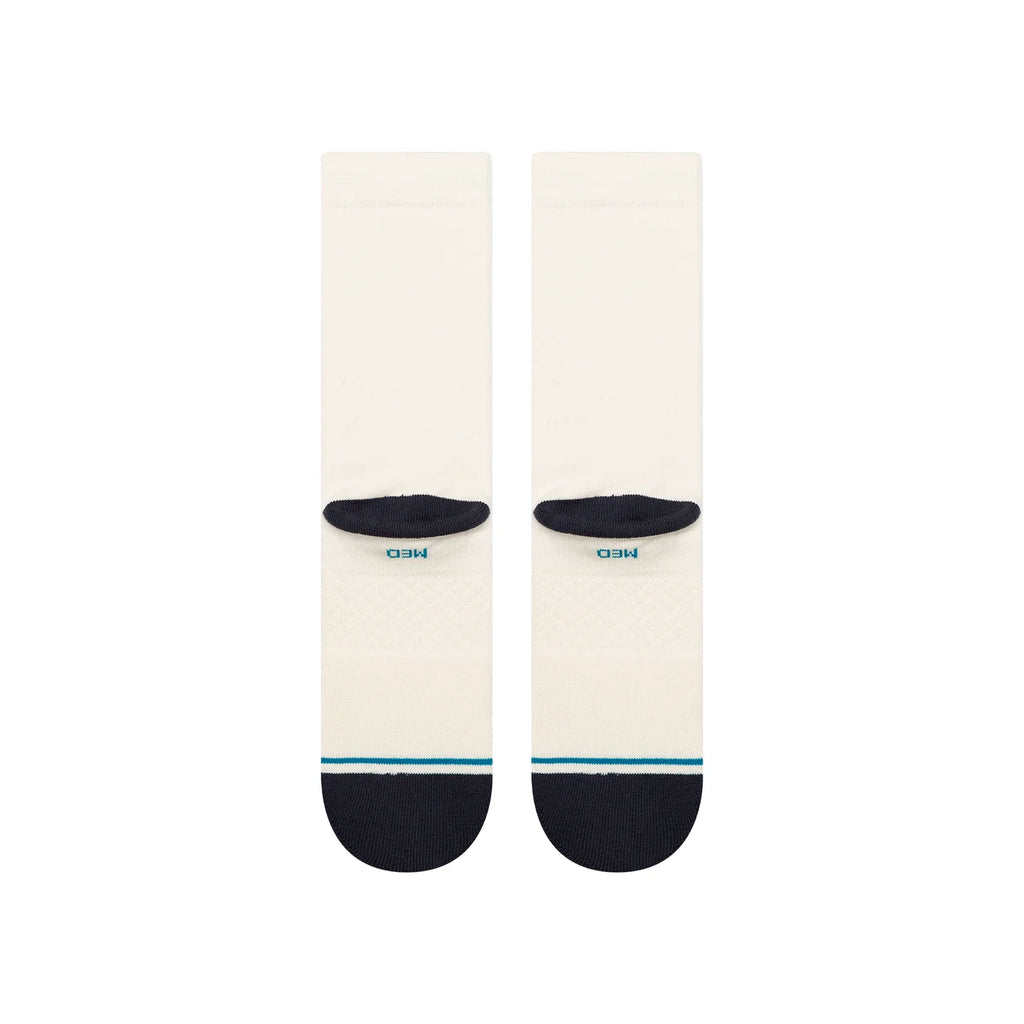 Bas Heart Canvas Stance