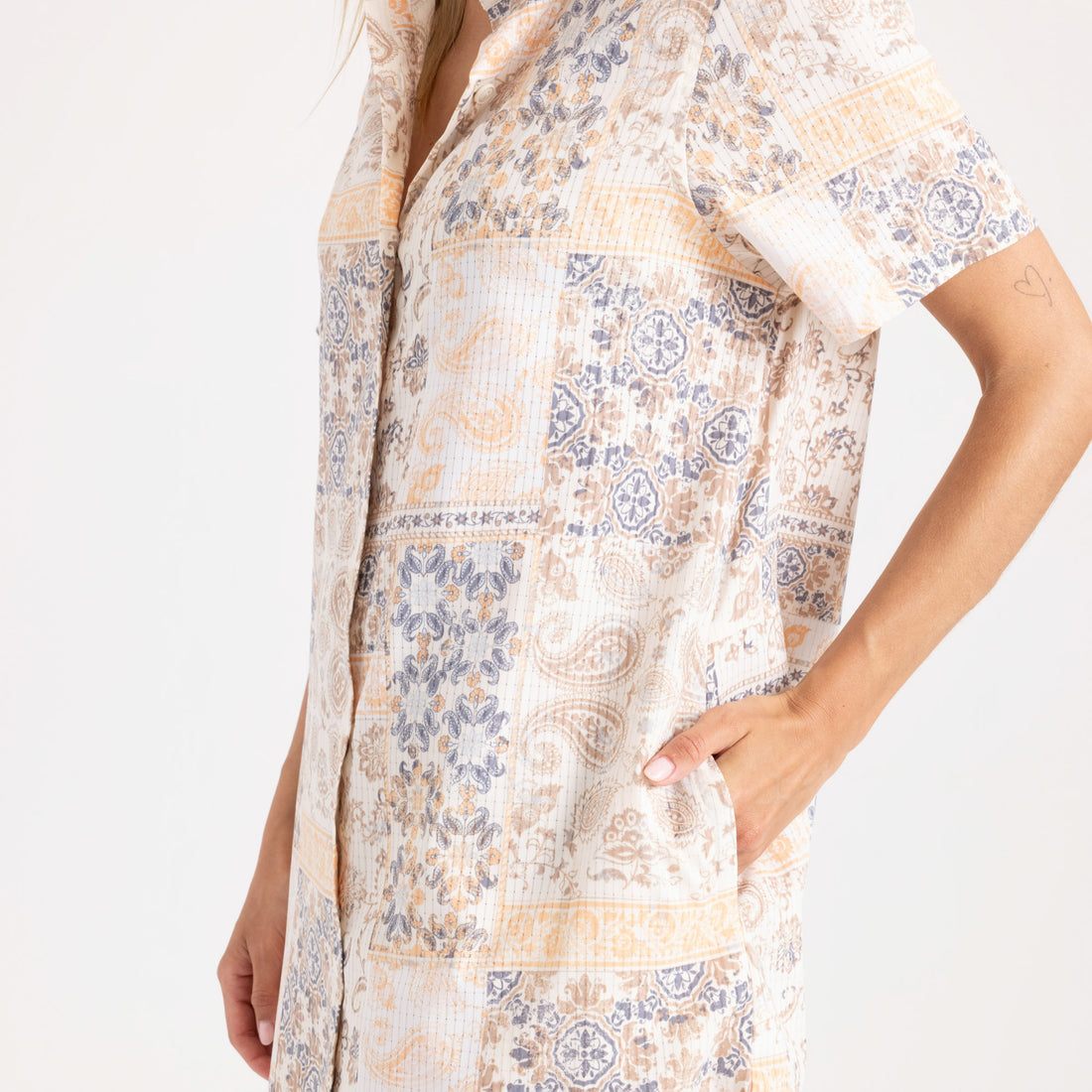 Robe Bless Up Beige Multi Roark