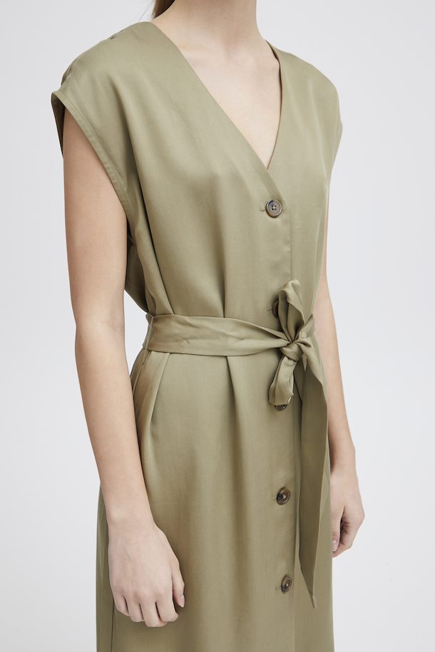 Robe Ilini Vert B.Young