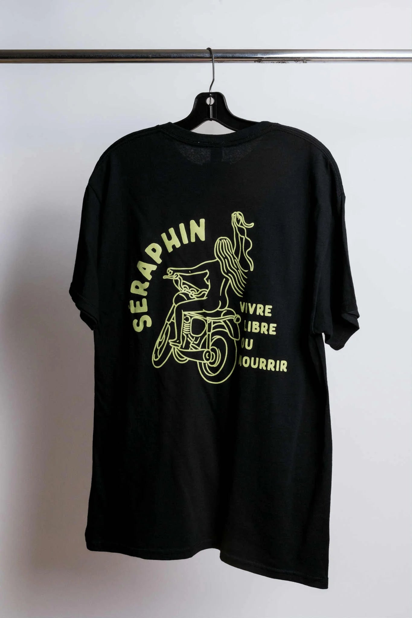T-Shirt Vivre Libre Noir Séraphin