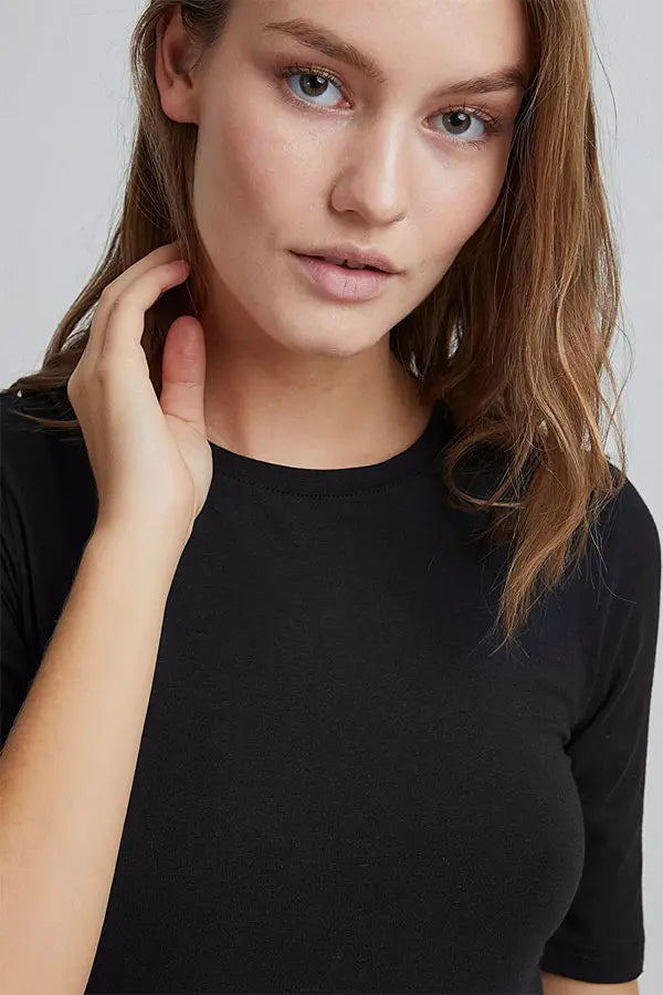 T-Shirt Pamila Noir B.Young